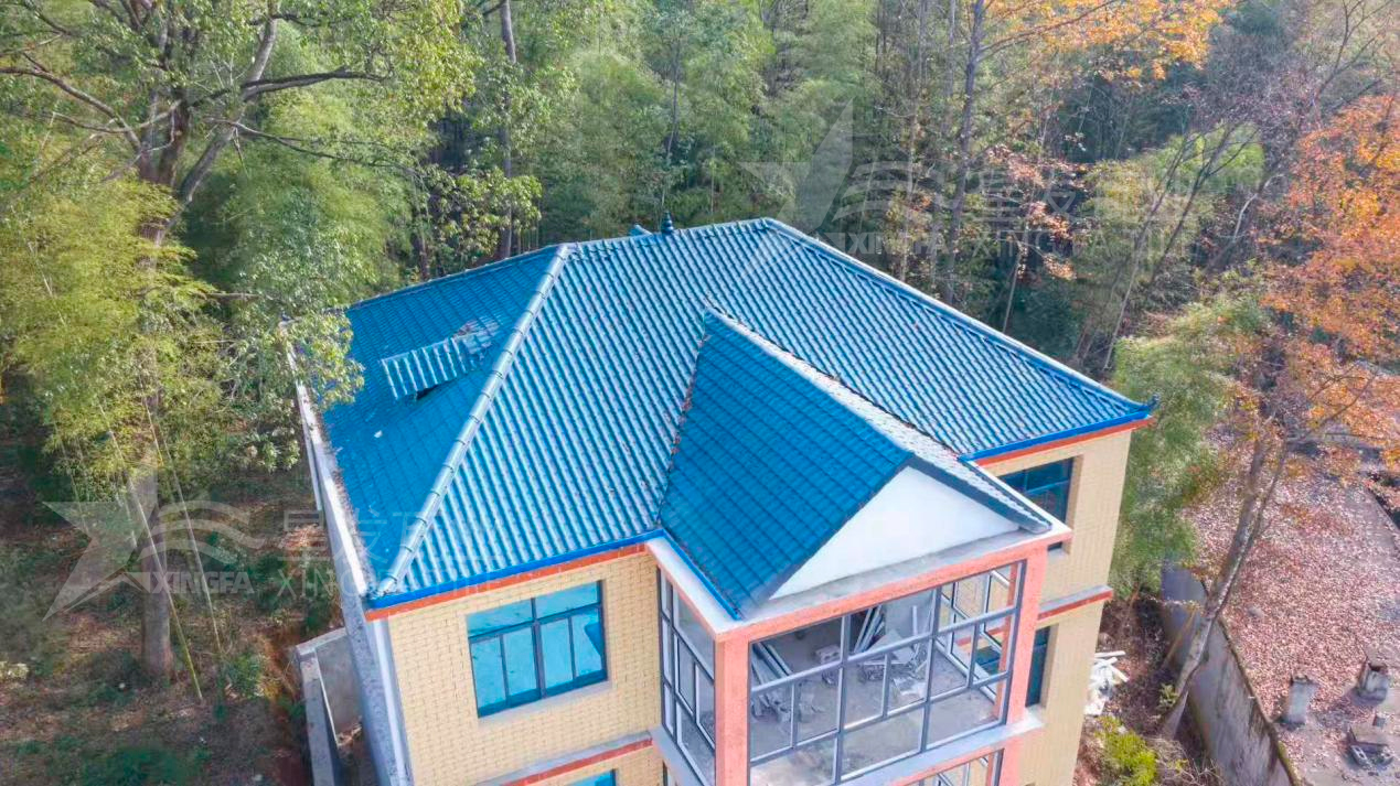 農村老舊房屋改造翻新，眾人都首選合成樹脂瓦的真實原因？