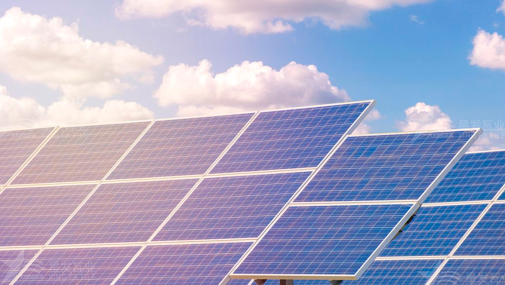 屋面光伏瓦耐火性強，使用了B1級的難燃性建筑材料！