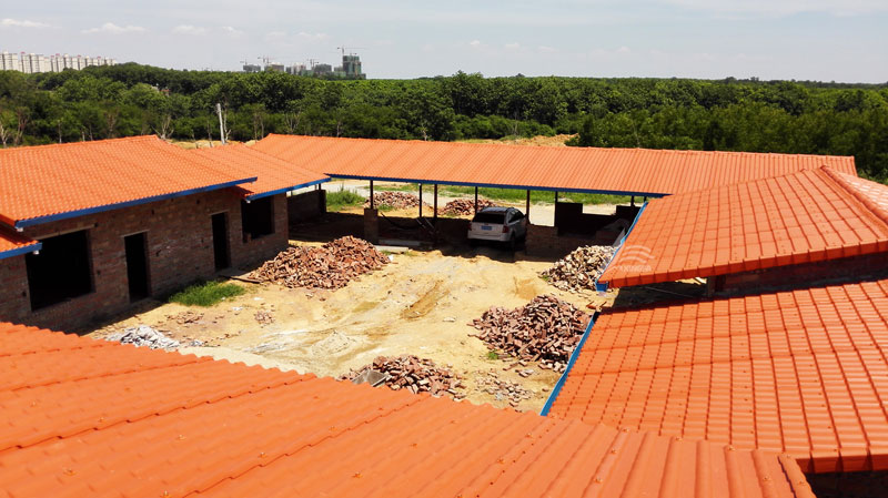 樹(shù)脂瓦安裝步驟，正確的安裝過(guò)程對(duì)于確保樹(shù)脂瓦使用壽命是至關(guān)重要